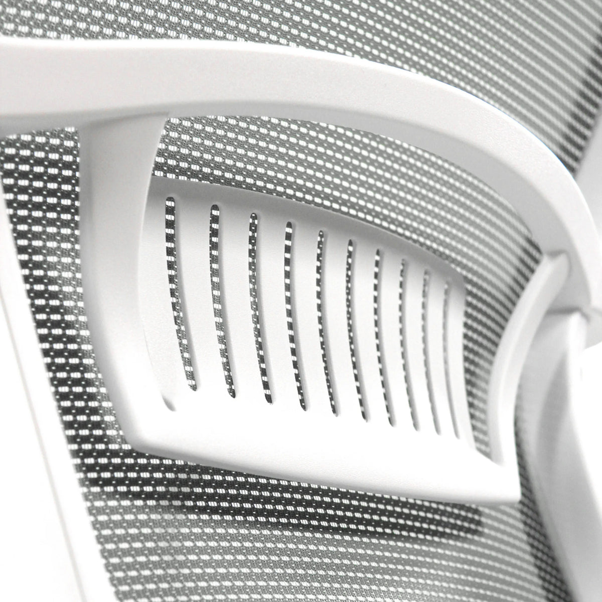 White backrest support with ventilation slots of the Home Office Chair ESTRIA by hjh OFFICE