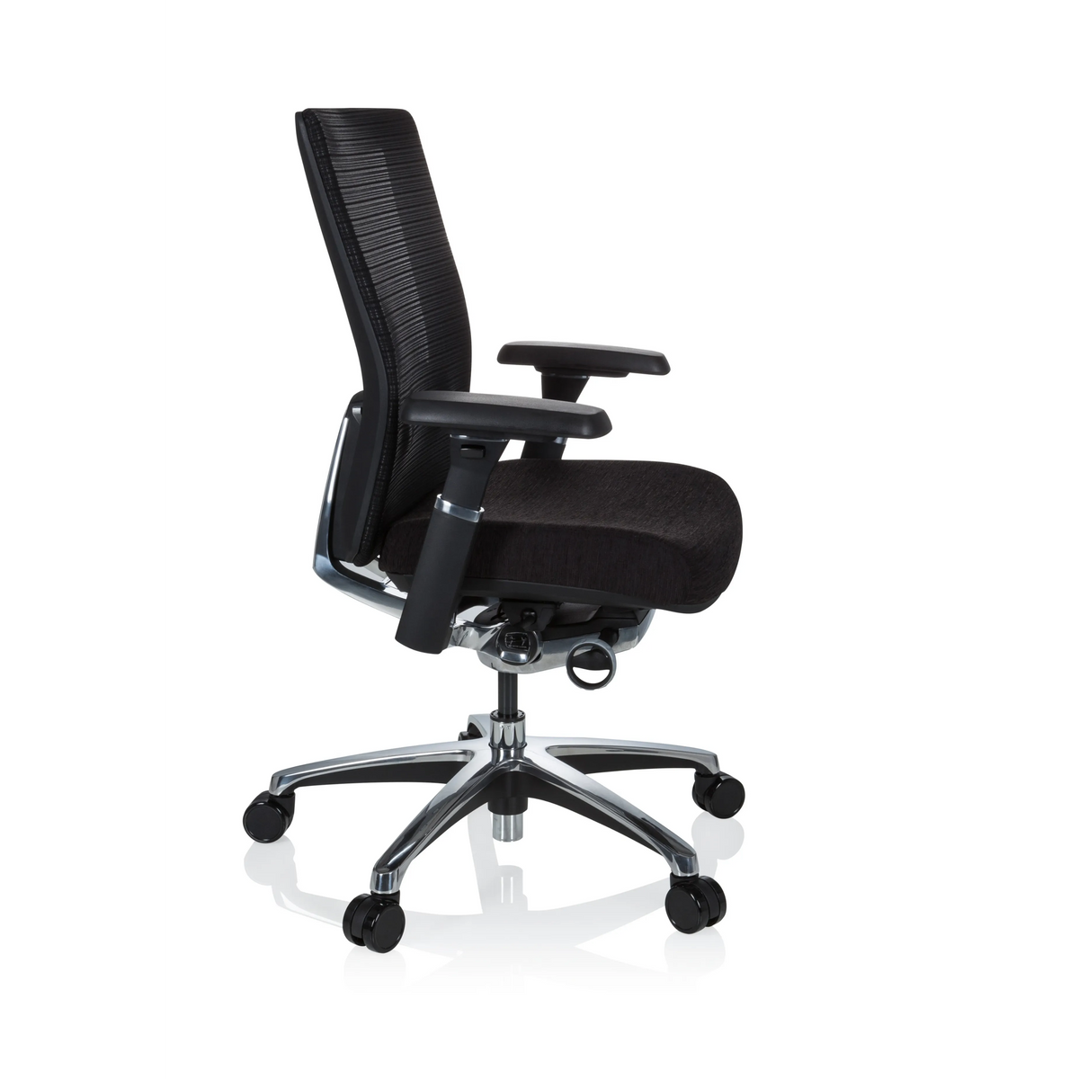 Schwarzer High-End-Bürostuhl NOVA PRO ALU mit Netzrücken und Fußkreuz mit fünf Rollen von hjh OFFICE – 360-Grad-Ansicht (Seitenprofil 80°)