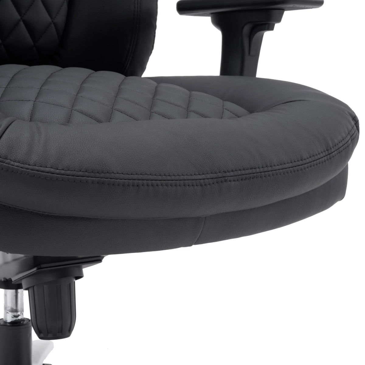 Quilted black faux leather seat of the XXL Pullmann Gen2 swivel chair by hjh OFFICE
