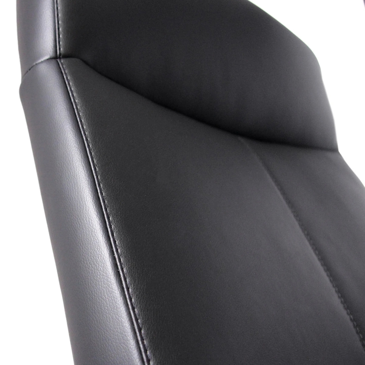 Black faux leather upholstery of the Professional Executive Chair LISSO by hjh OFFICE