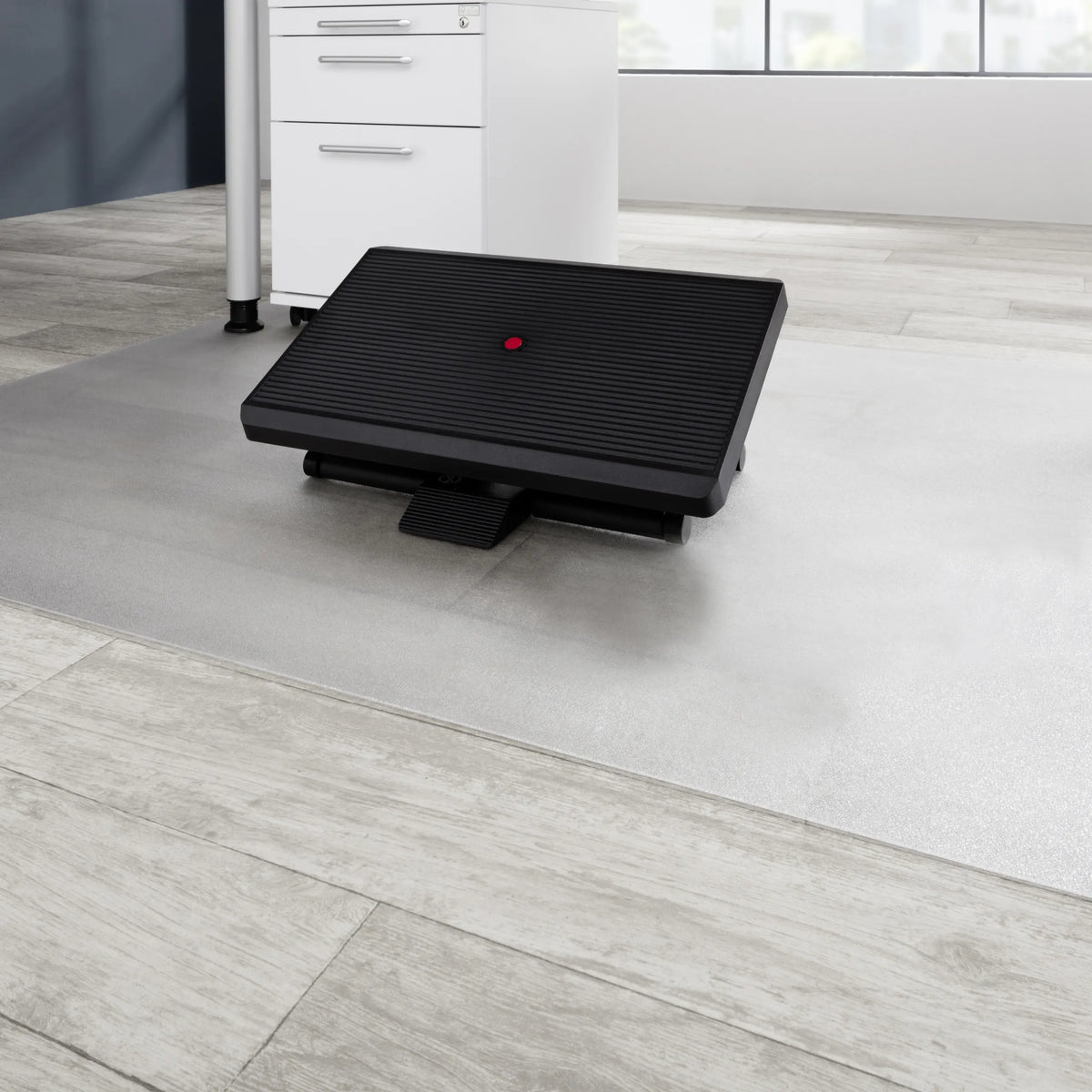 Black PIEDINO STRIPE PRO footrest with ribbed surface and red button by hjh OFFICE
