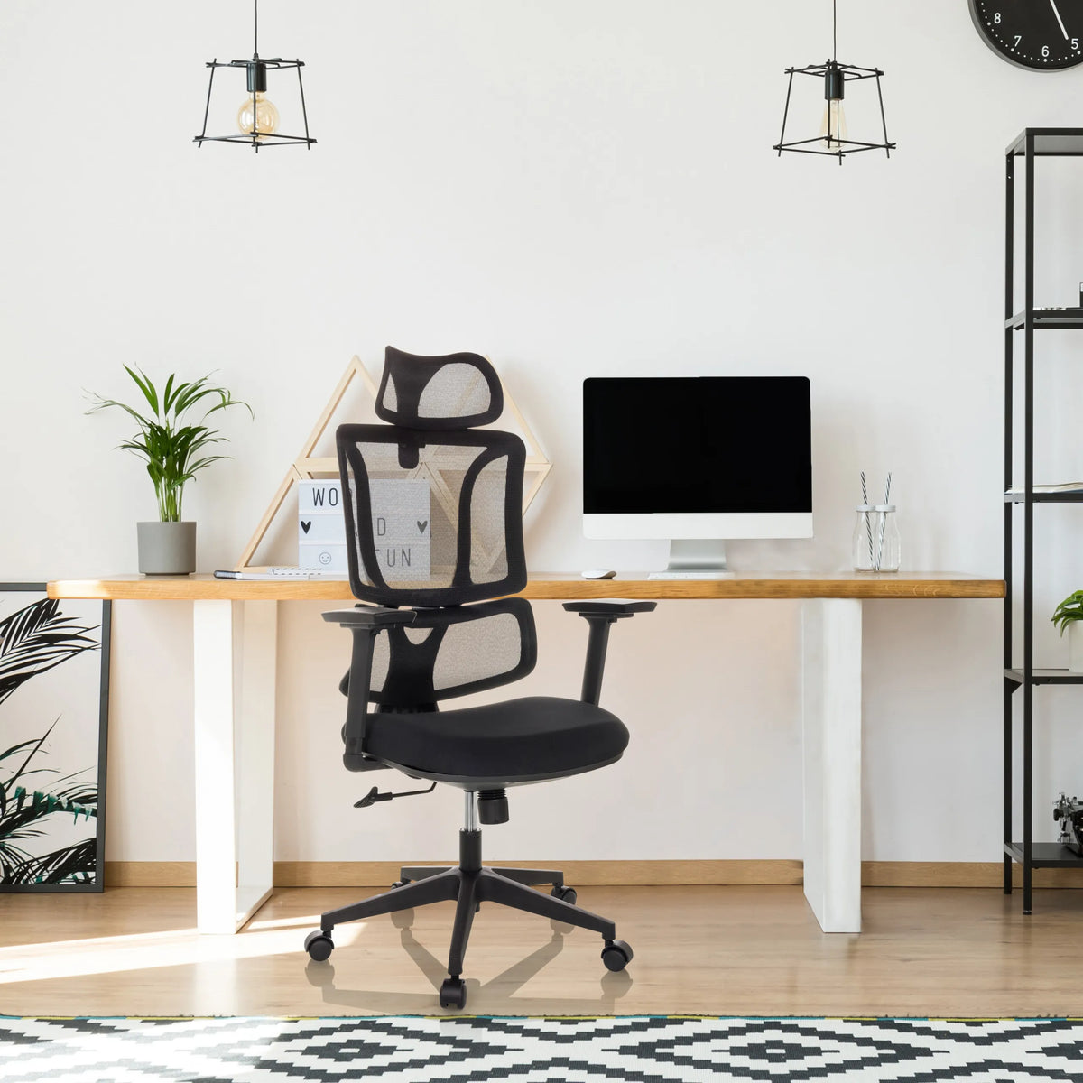 Home Office Chair ERGOMY with mesh backrest and black frame by MyBuero