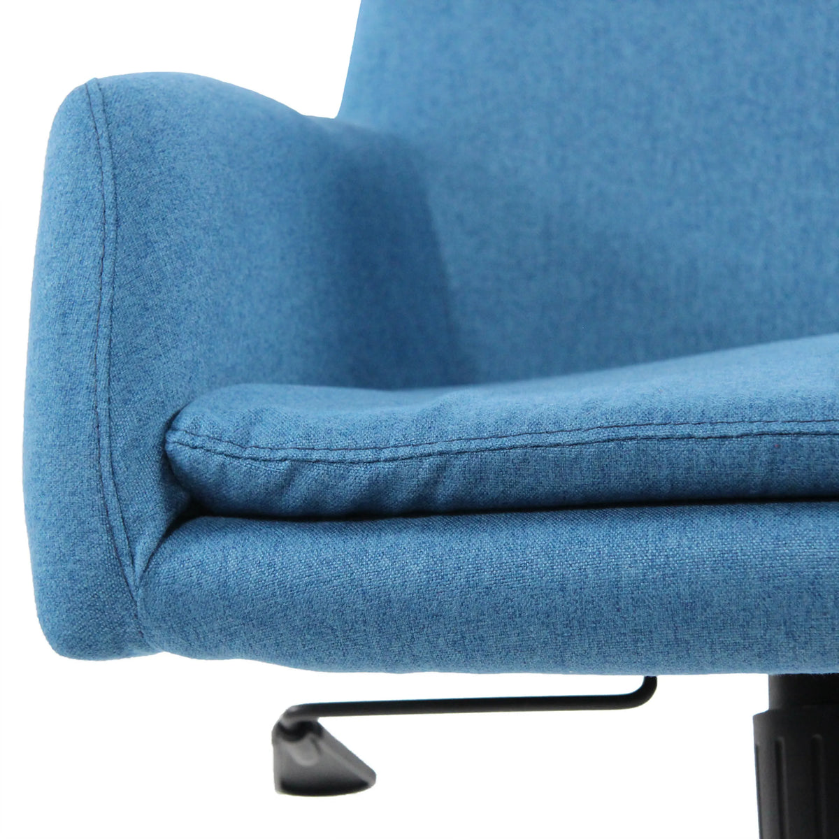 Blue fabric cover and armrest of the Home Office Chair SHAKE 400 by hjh OFFICE