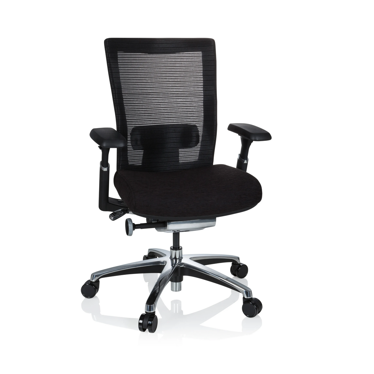 Schwarzer High-End-Bürostuhl NOVA PRO ALU mit Netzrücken und Fußkreuz mit fünf Rollen von hjh OFFICE – 360-Grad-Ansicht (Frontansicht 20°)