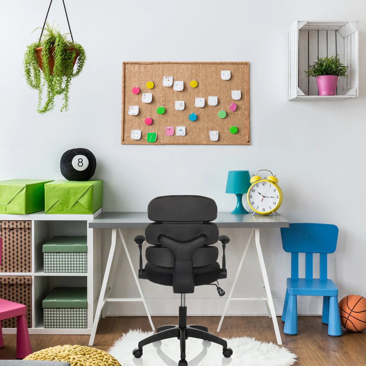 Black Swivel Chair – Children KID ERGOLINO B with armrests and castors in front of a desk by hjh OFFICE