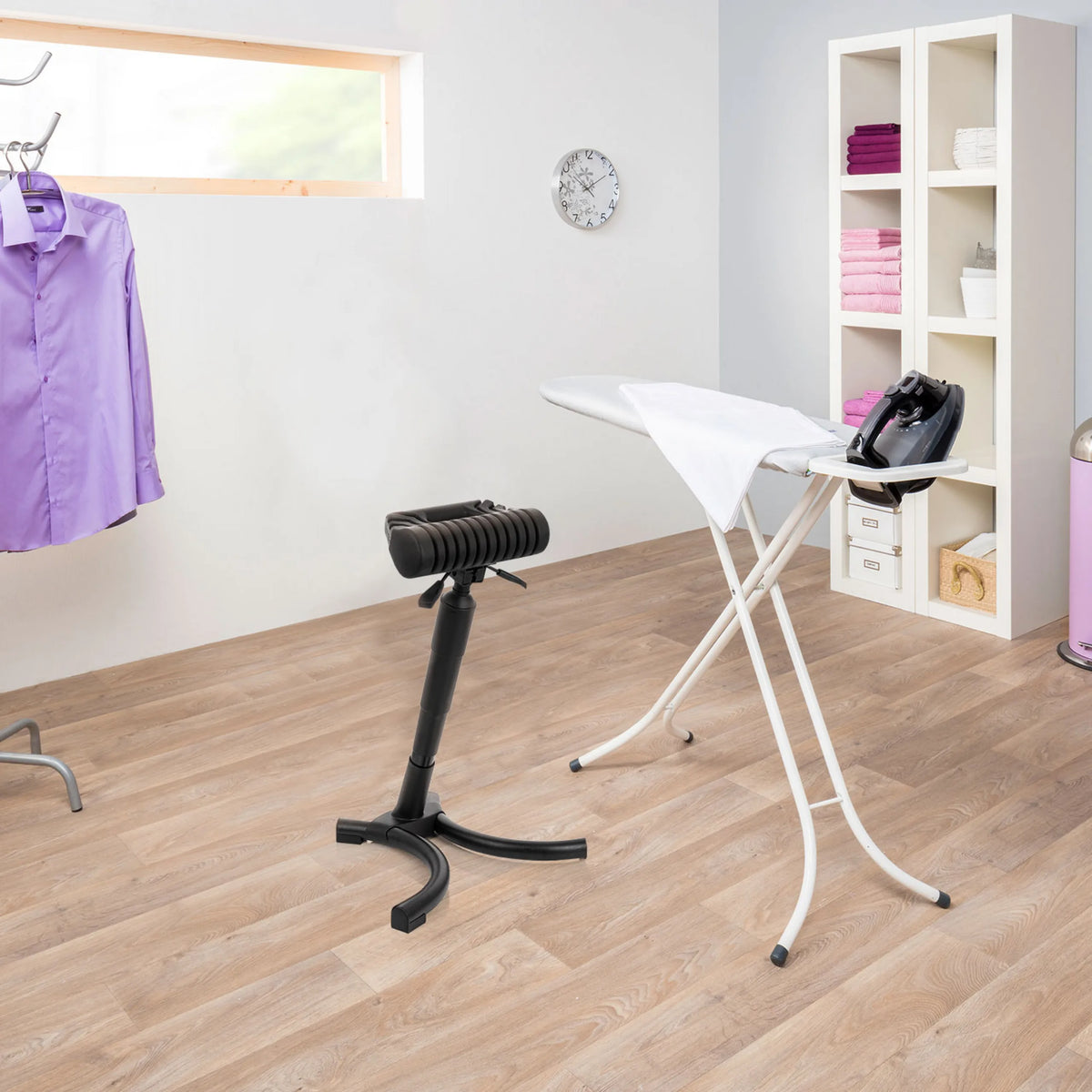 Black Standing aid TOP WORK 33 with padded seat and star base by hjh OFFICE