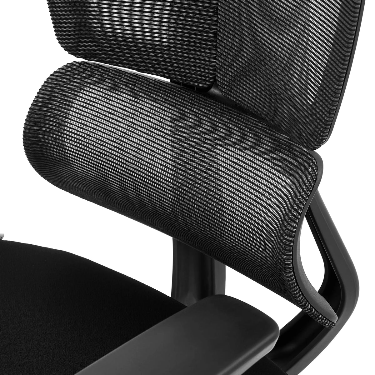 Lumbar support with mesh fabric of the Ergo U2 Flex3 Professional Office Chair in black by hjh OFFICE